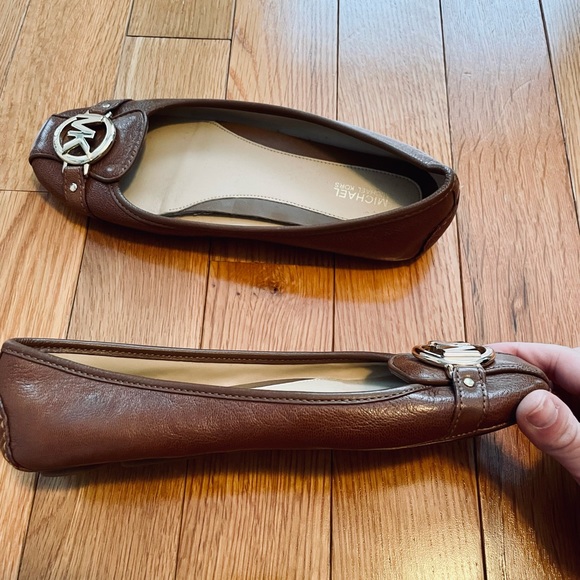 Michael Kors shoes, Brown Size 7 1/2 - Picture 3 of 10